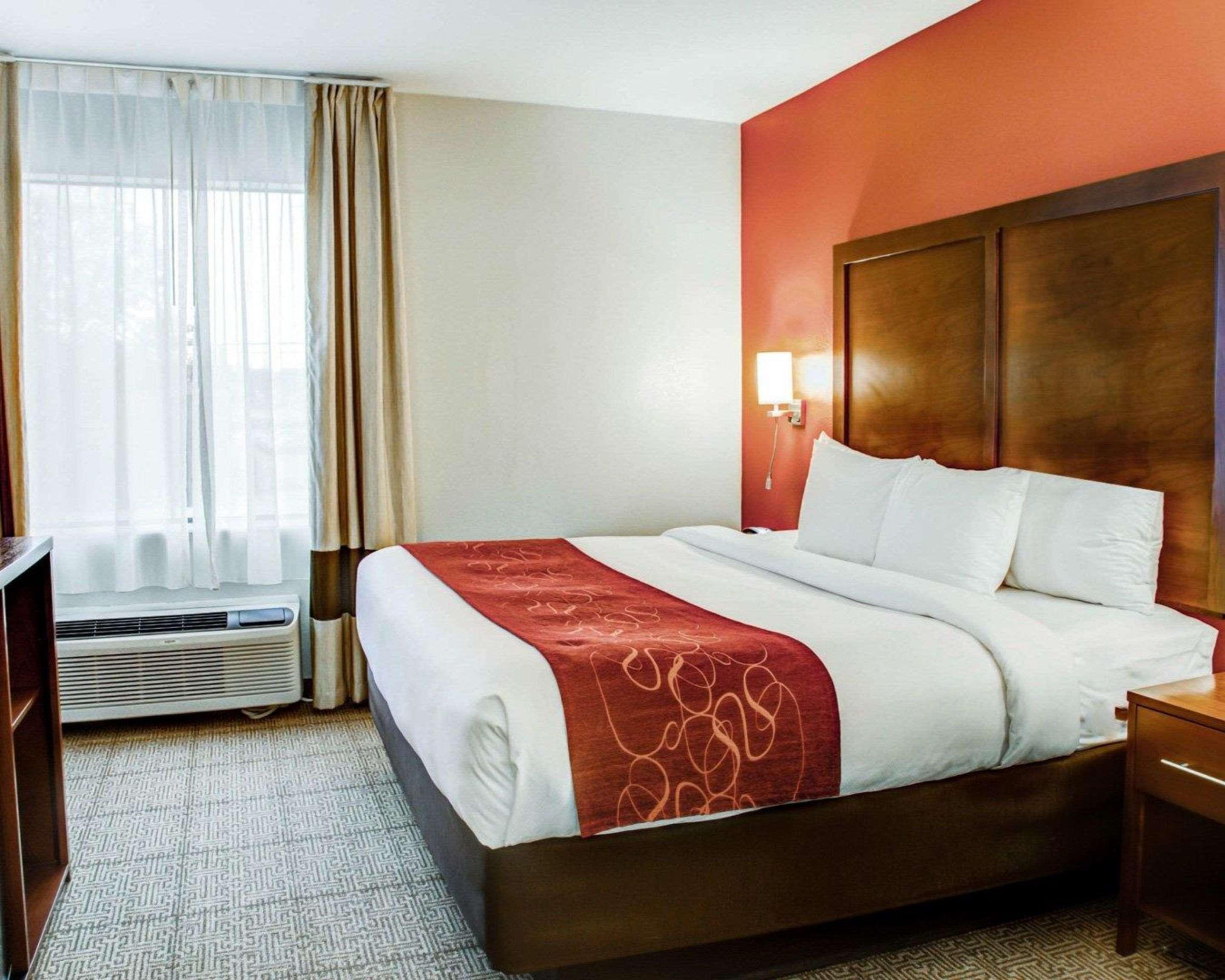 Comfort Suites Tyler South Bagian luar foto