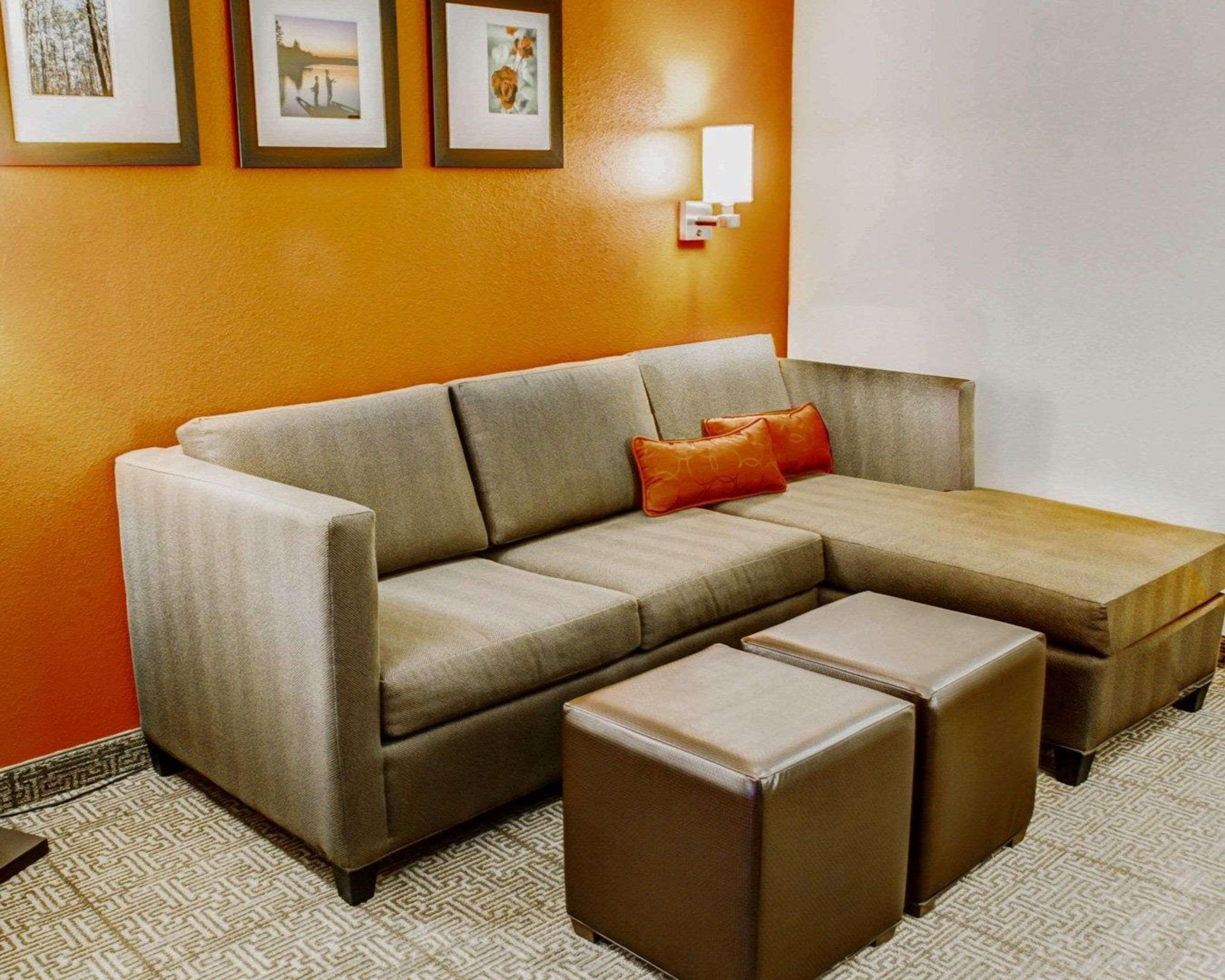 Comfort Suites Tyler South Bagian luar foto