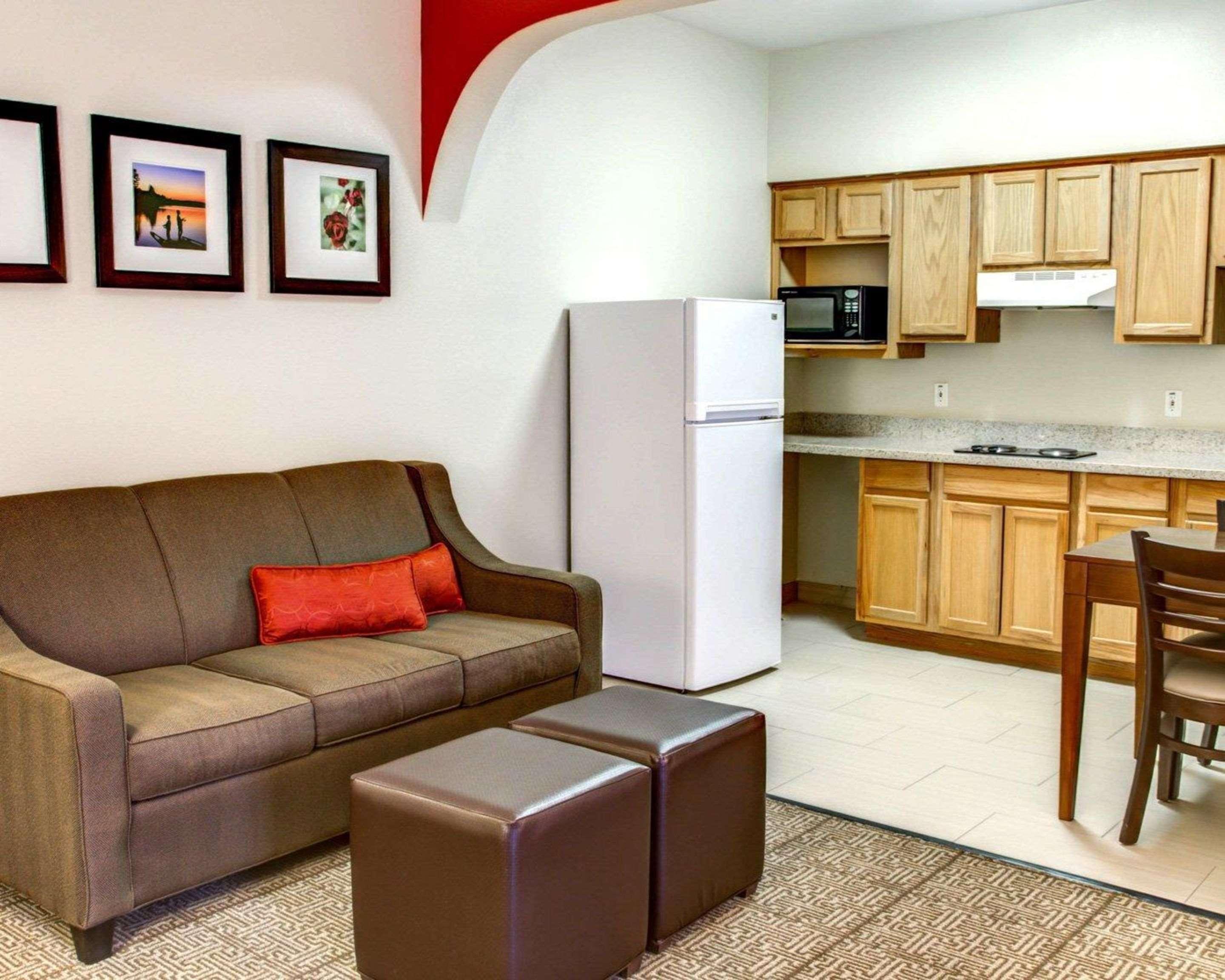 Comfort Suites Tyler South Bagian luar foto