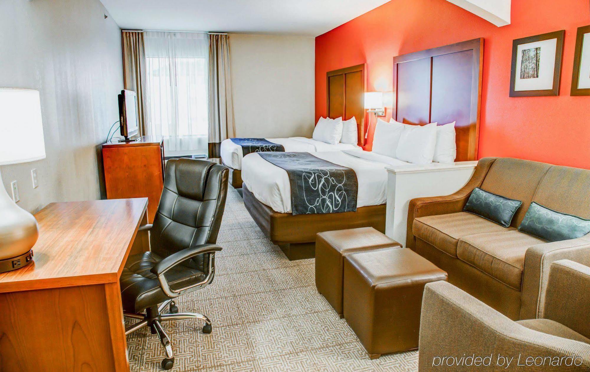 Comfort Suites Tyler South Bagian luar foto